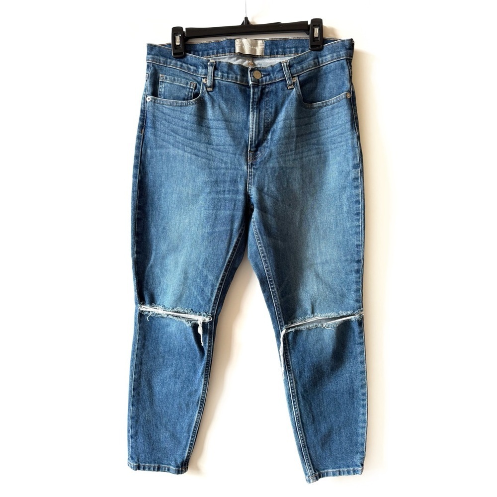 Everlane distressed high rise ankle jeans 31